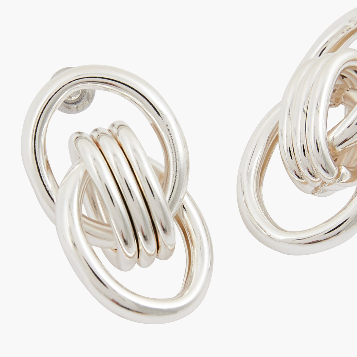 Boucles d'oreilles style noeud Silver Touch