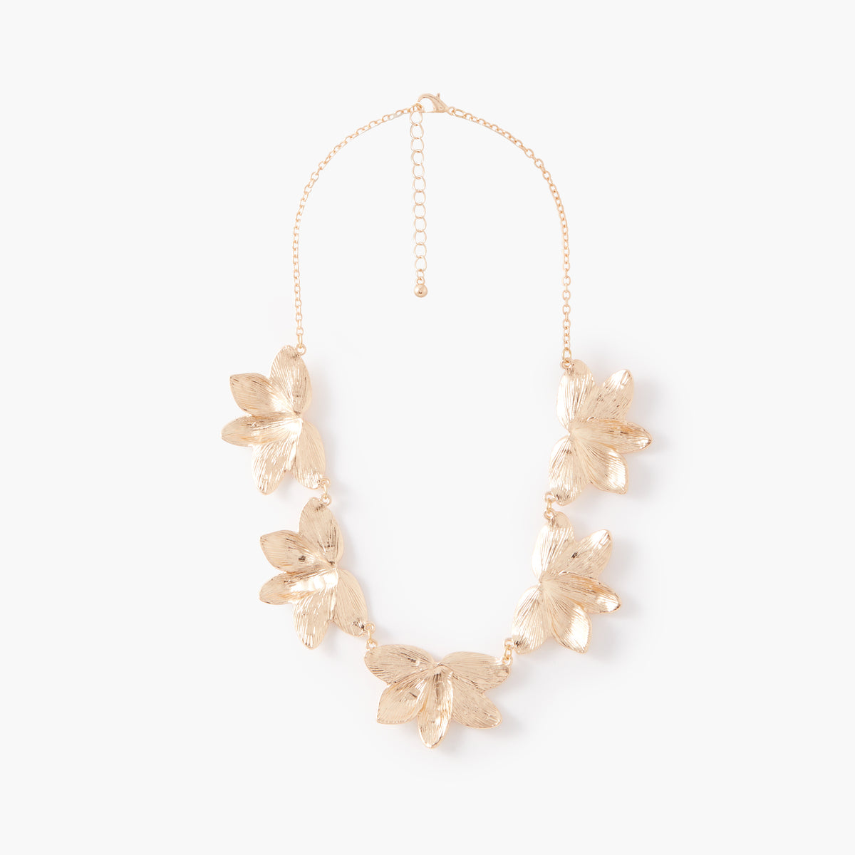 Collier plastron feuilles